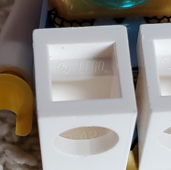 LEGO Chima  Ninjago Minifigure  White Bird no helmet 