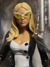 Marvel Legends MOCKINGBIRD MIP con RED SKULL ONSLAUGHT BAF PIERNA ¡Parte! ESCUDO