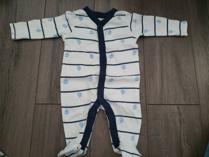 Old Navy Sleep & Play Sleeper Size 0-3 M Sailboats Mittens