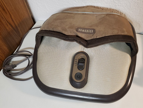 Homedics FMS-275H Shiatsu Air Compression Slipper-Style Foot Massager w/Heat 