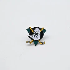 Anaheim Mighty Ducks Retro Primary Team Logo Pin