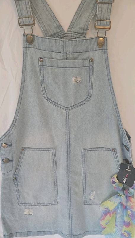 NWT Girls Overall Demin JUMPER  14/16 Distressed