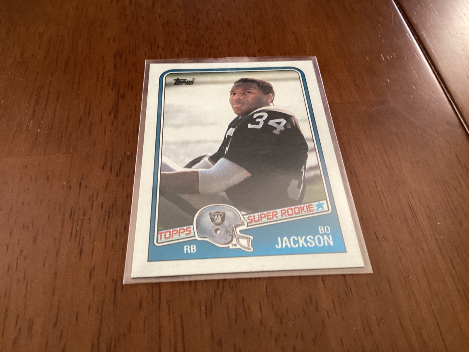 1988 Topps Bo Jackson SUPER ROOKIE Los Angeles Raiders #327 NFL