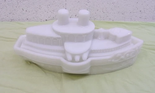 Vintage White Milk Glass Covered Candy Dish USS Maine Ship   Early 1900's