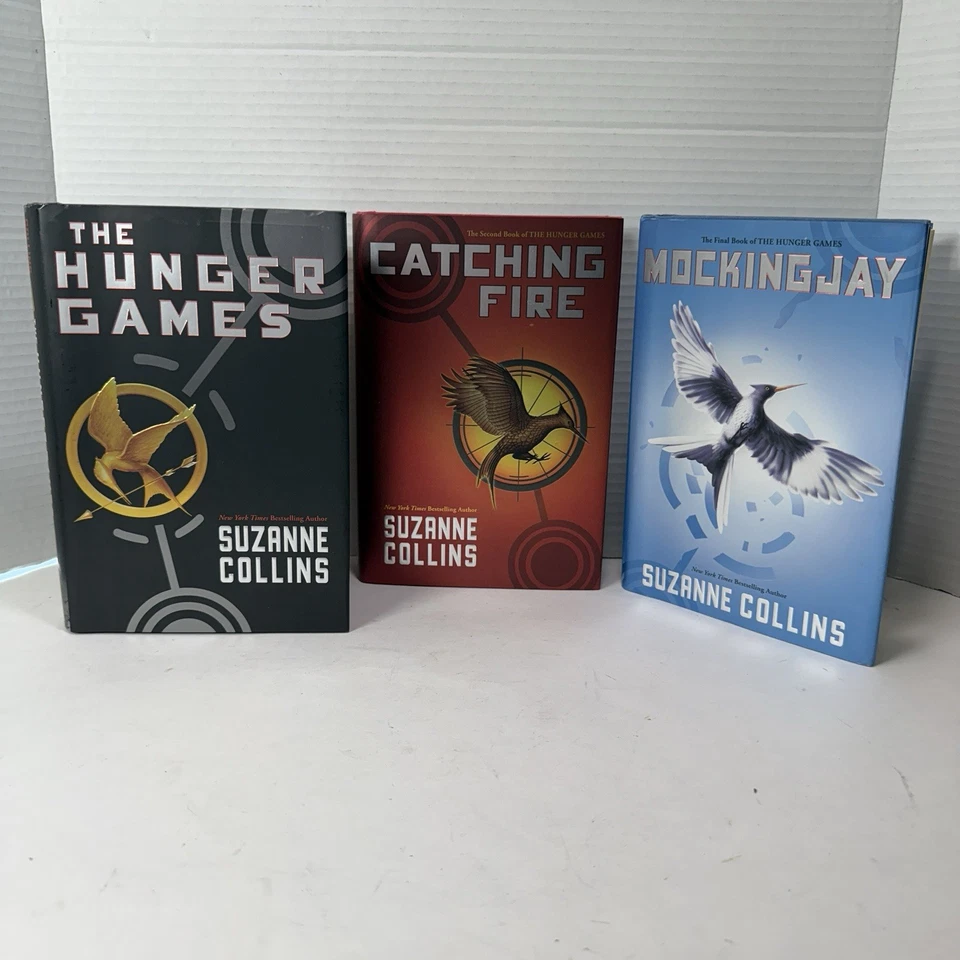 Hunger Games 3 Book Set Suzanne Collins First Editions Hard Cover W/ Dust Jacket - Image 2 of 4