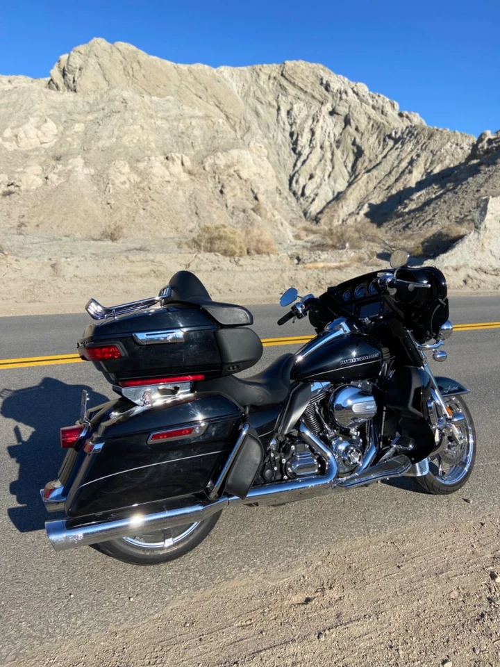 Harley-Davidson: Touring - Image 2 of 4