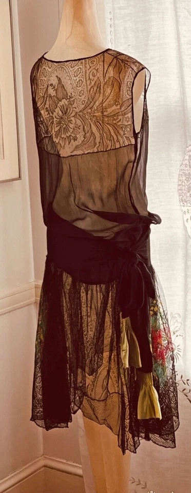 Vintage Silk Lace and Crepe Drop Waisted Dress w/ Hand Painted Flowers ZZ060 - Image 2 of 4