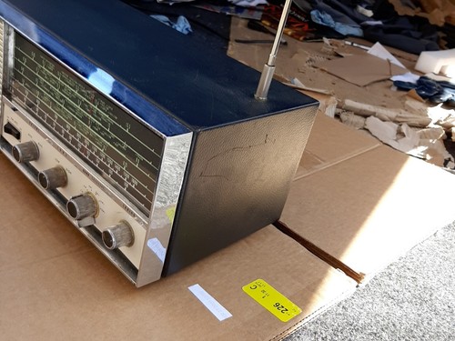 hallicrafters shortwave radio receiver Needs Contact Cleaning Antenna Needs... - Picture 9 of 18