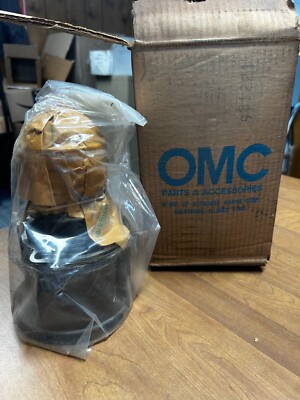 NOS OEM Johnson Evinrude OMC BRP Stern Drive Bearing Housing PN 0981221 981221