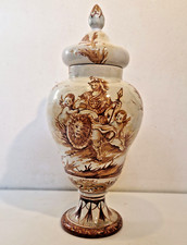 Majolique - Albisola - Urne décor signé - H. 36 cm - Style baroque - XXème