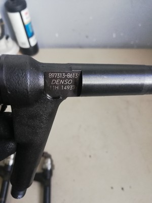 Opel Meriva A 1 7 CDTI Z17DTH 100PS Einspritzdüse Düse Injektor 