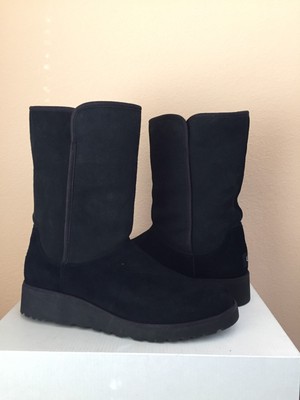 ugg amie size 7