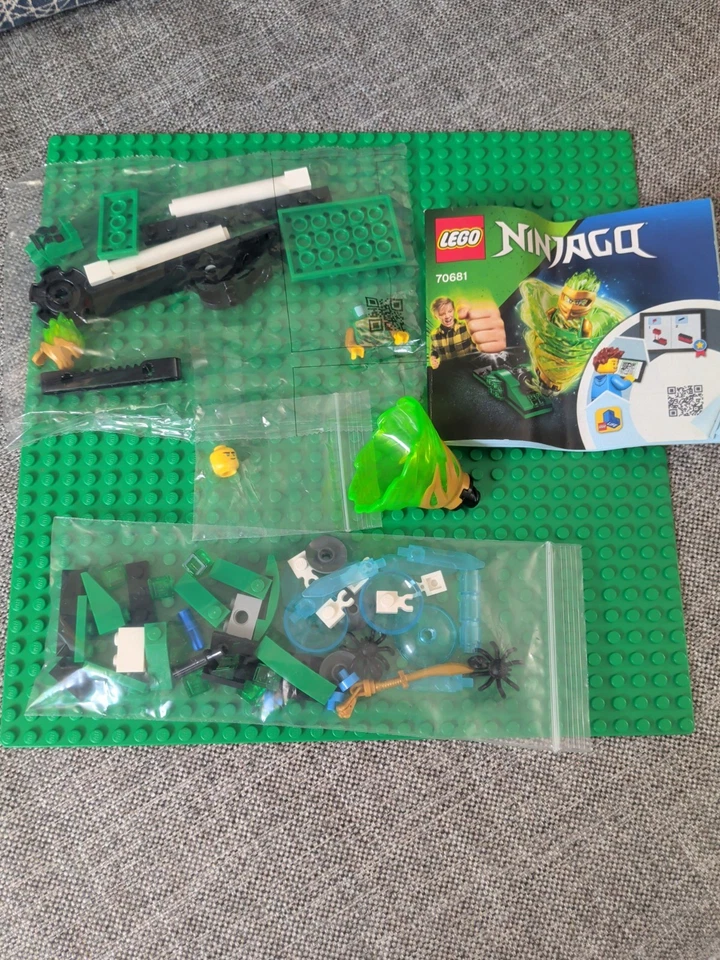 LEGO Ninjago 70681 Spinjitzu Slam - Lloyd, photo 1 of 5