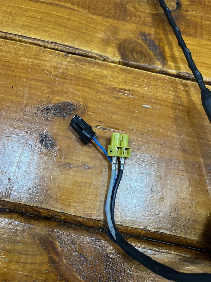 Antena de techo Ford Fusion/Escape 2013-2016 OEM Foto 2 de 4