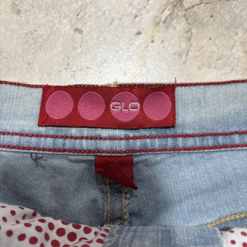 Vintage Y2K GLO Denim Booty Shorts Juniors Size 3 Flap Pockets Light Wash - Image 2 of 4
