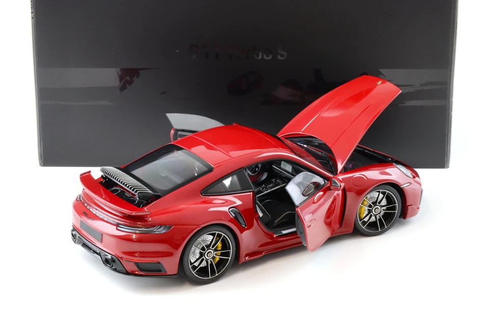 1:18 Minichamps Porsche 911 (992) Turbo S COUPE Sport Design 2021 Rosso - Immagine 4 di 4