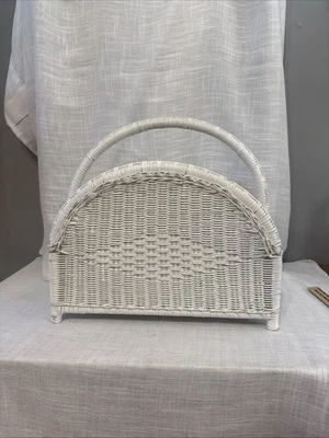 Vintage Wicker Rattan Magazine Rack Stand Library Newspaper White Shabby - Image 1 of 4