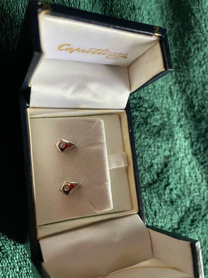 Coppia di orecchini in oro Bianco con diamanti forma goccia - Imagen 4 de 4