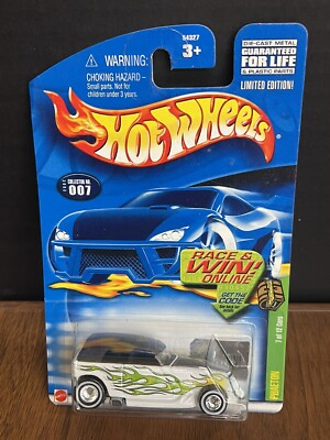 2002 Hot Wheels #7 Treasure Hunt 7/12 PHAETON White/Green Real Riders 