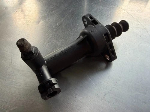 Volkswagen Polo 6R Clutch Slave Cylinder