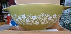 VTG MCM 4QT 444 PYREX CINDERELLA SPRING BLOSSOM CRAZY DAISY MIXING Bowl 1970's