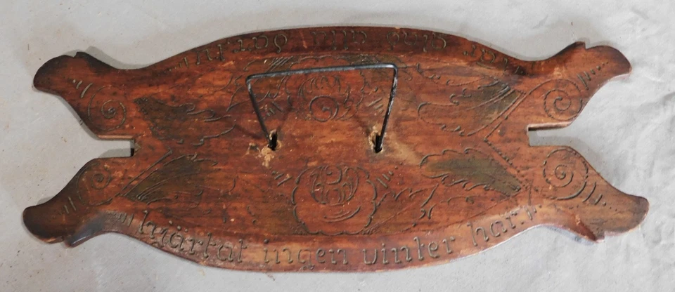 Antique folk art Swedish bride's box 19th century carved decorated paint flowers - Image 4 of 4