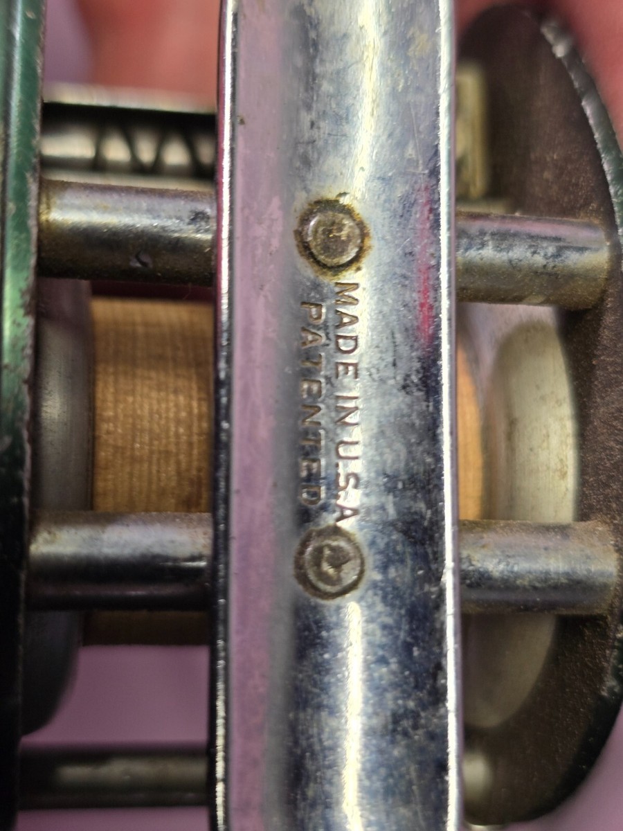 リール Shakespeare 1973 Sportcast MODEL FK Vintage Shakespeare Sportcast Direct Drive Model FK 1973D
