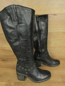 black wide calf boots size 9