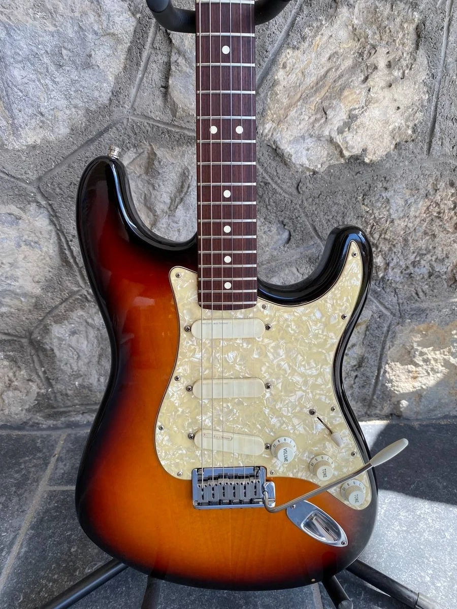 Preços baixos em Fender 40th Anniversary Stratocaster | eBay