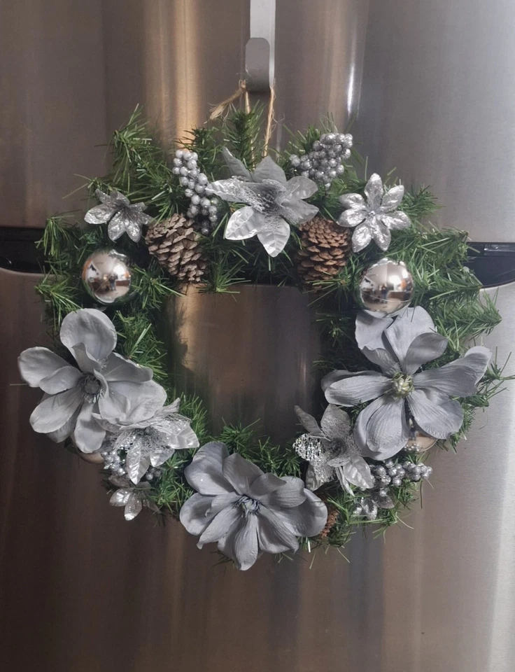 CHRISTMAS WREATH 21" W/GRAYISH BLUE & SILVER FLORAL SILVER BALL ACCENT PINECONES - Image 3 of 4