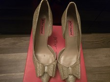 Betsey Johnson Gold Glitter Bow Stiletto Pointed Toe Synthetic Pumps