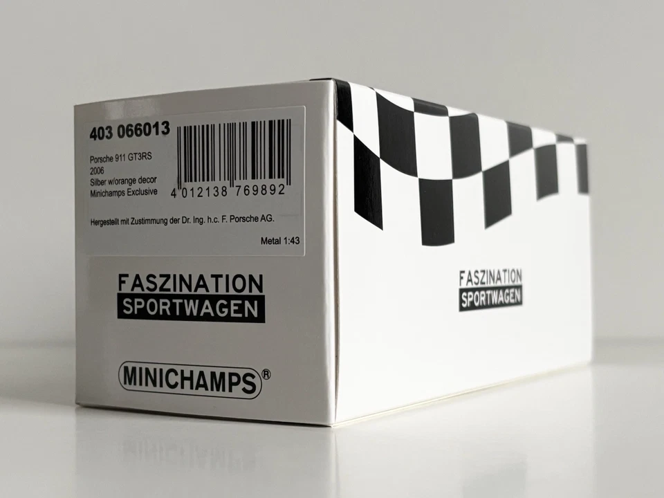 Brand New 1:43 Minichamps 2006 Porsche 911 GT3 RS Silver Limited Edition!! - Image 4 of 4