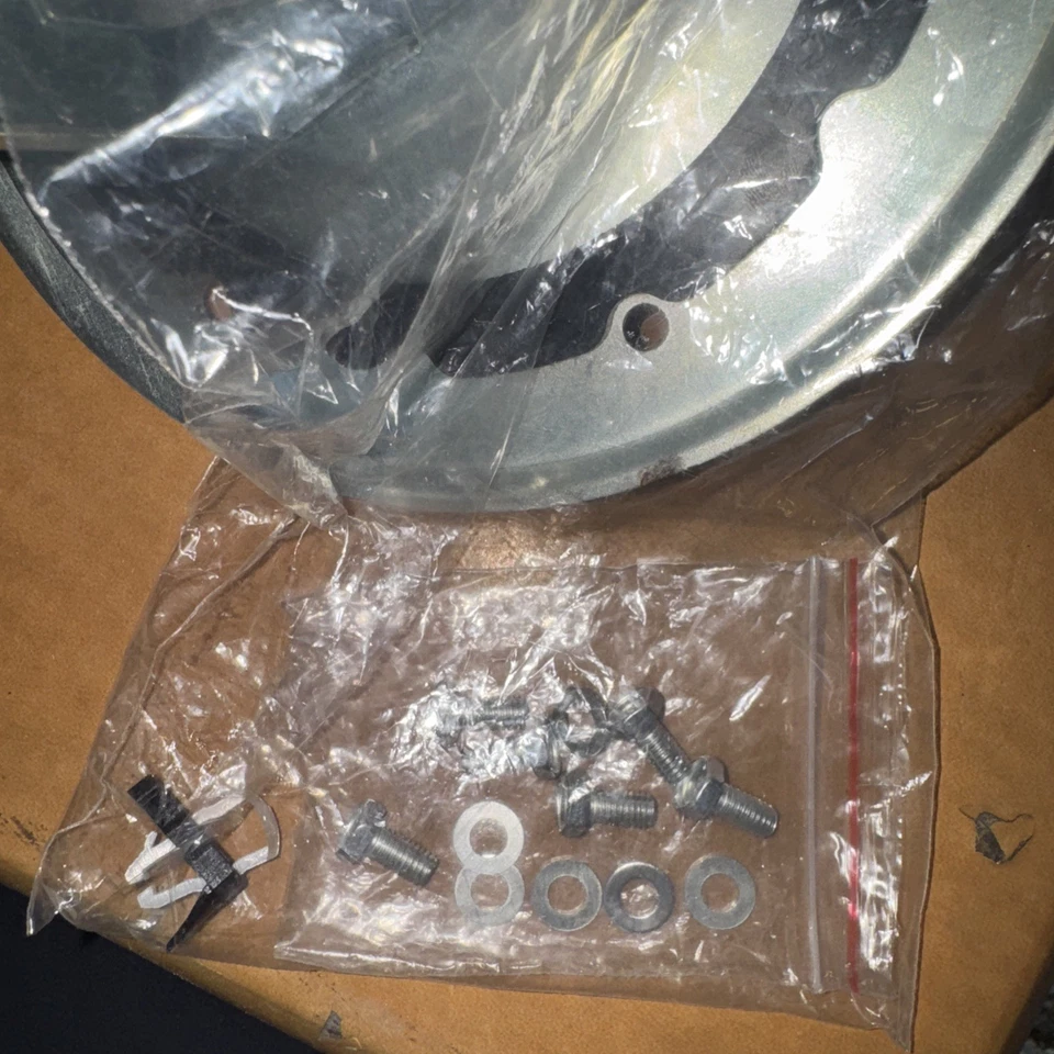 Novo conjunto de bomba de combustível e transmissor - Ford Crown Vic/Grand Marquis/Lincoln Town Car - Imagem 4 de 4