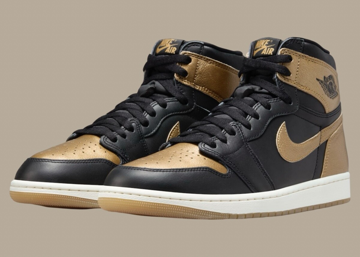 Nike Air Jordan 1 Retro High OG Black Metallic Gold DZ5485