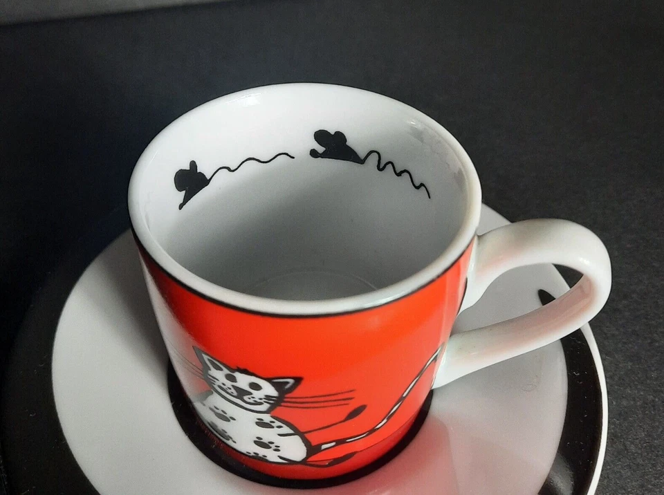 Juego de tazas de café Konitz Espresso Demitasse con platillo perro y gato Alemania Foto 3 de 4