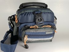 Samsonite Camera Bag Padded With Shoulder Strap Multiple Pockets, and Zipper