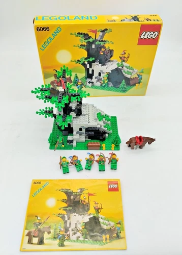 LEGO 6066 Castle Camouflaged Outpost Original Box Forestman Forestmen Robin Hood