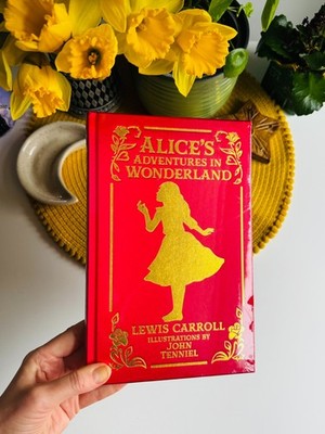 Alice's Adventures in Wonderland, Collector's Edition, Original Illustrations