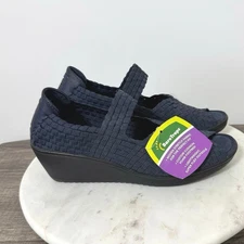 Bare Traps Women’s Umma Mary Jane Wedge Sandals Navy Blue Size 10