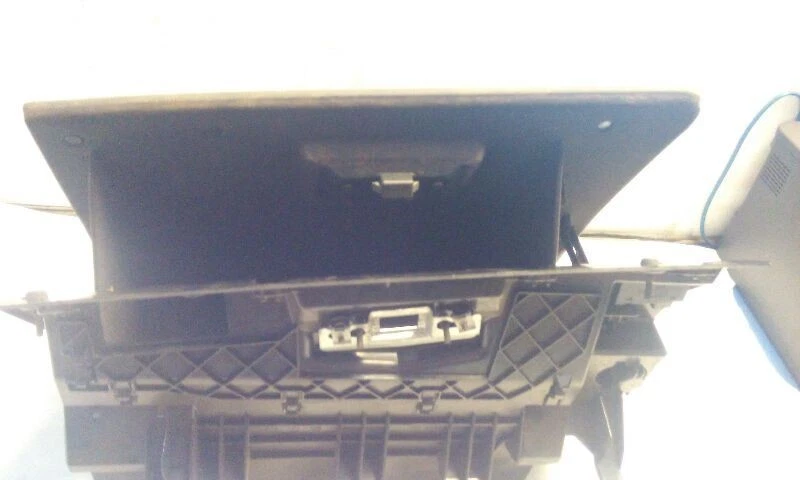 BMW 328I 2009 guantera Foto 3 de 4