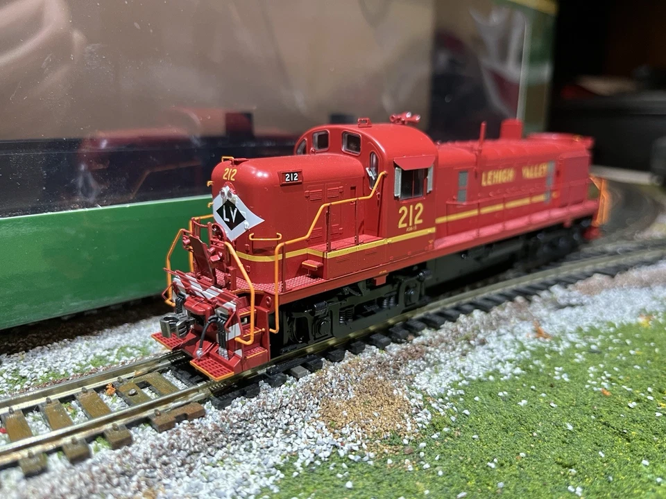 Escala HO Bowser Lehigh Valley RS-3 No.212 (Ex-PRR) DCC/SONIDO (¡COMO NUEVO!!) Foto 3 de 4