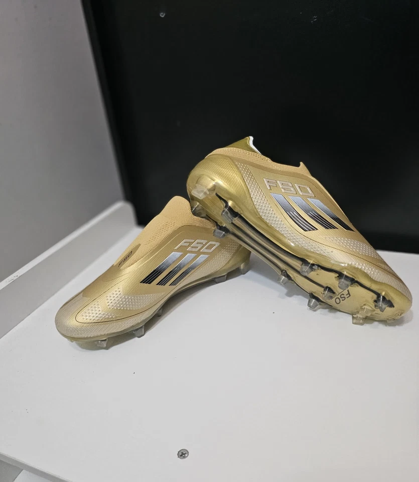 Botines de fútbol Adidas F50 Elite para niños talla 5,5 color dorado Foto 3 de 4