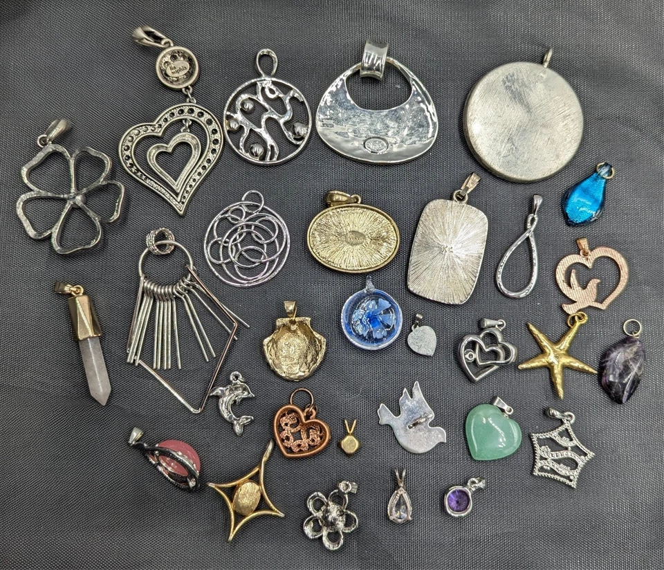 Lote de pingentes 30 peças pedra natural Lia Sophia KC prata, ouro e tom de cobre - Imagem 2 de 4