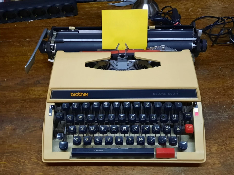 Schreibmaschine Brother de Luxe 662 TR mechanisch Reiseschreibmaschine, JAPAN - Bild 3 von 4