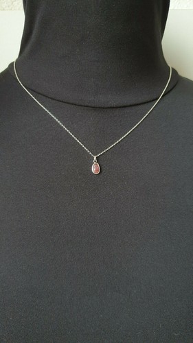 Collar con turmalina natural en bruto montada en plata de ley. Cadena incluida - Imagen 3 de 10