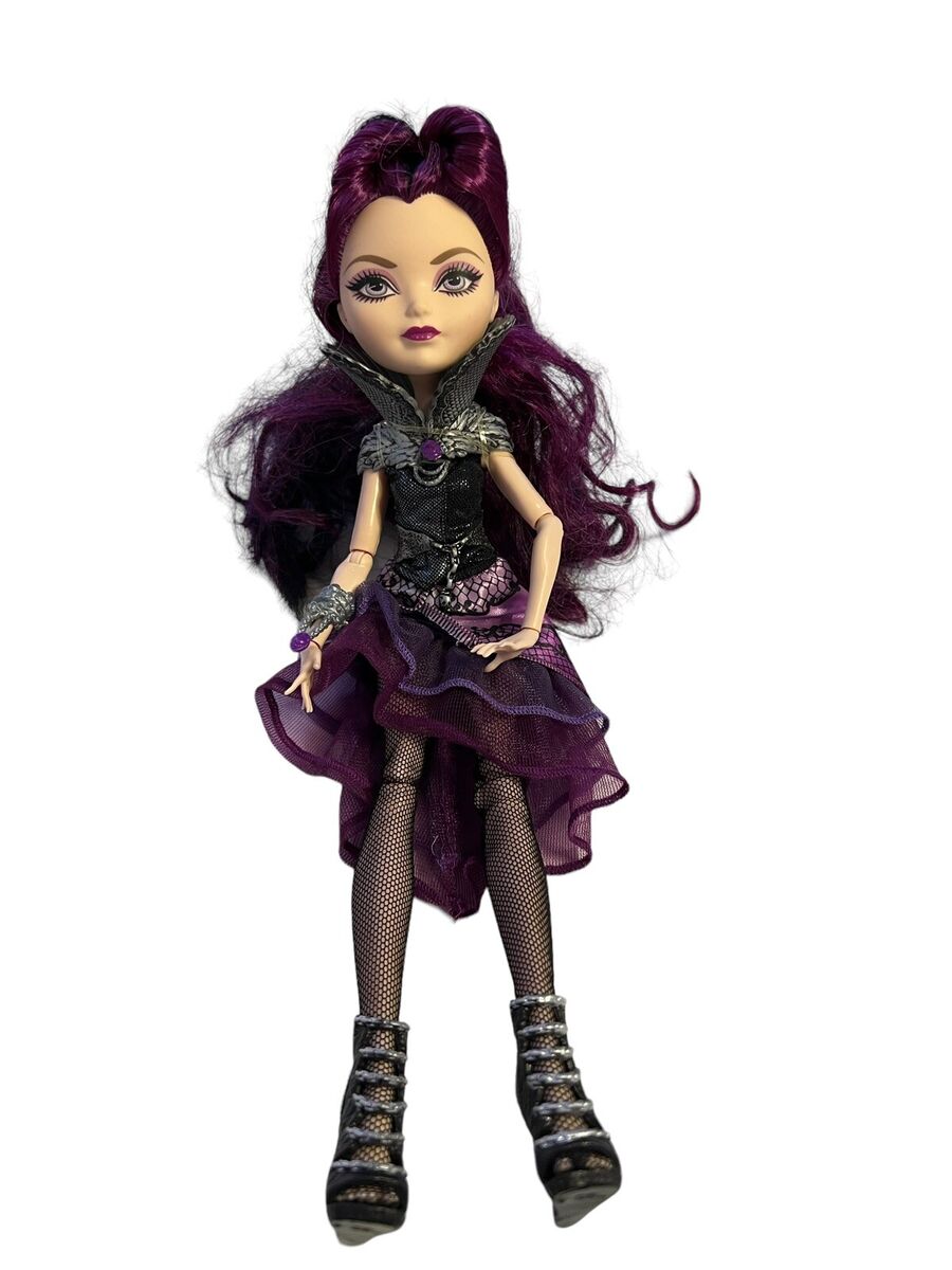 Ever After High Raven Queen Doll First Chapter with clothes No