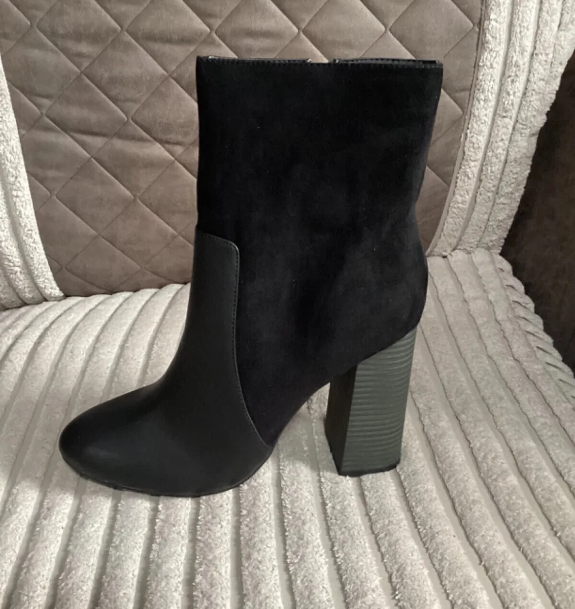 Anne Michelle Negro Imitación Cuero Tacón Alto Zapatos Botines Talla UK 7 Nuevo