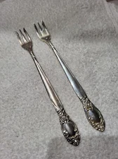 2 Oneida Ltd. Ballad Country Lane Silversmiths Flatware Cocktail /Seafood Forks