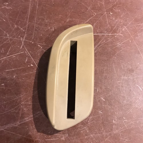 BMW 3er E46 Sitz Entriegelungsgriff Hebel Verkleidung Fahrerseite O/S rechts 8242834