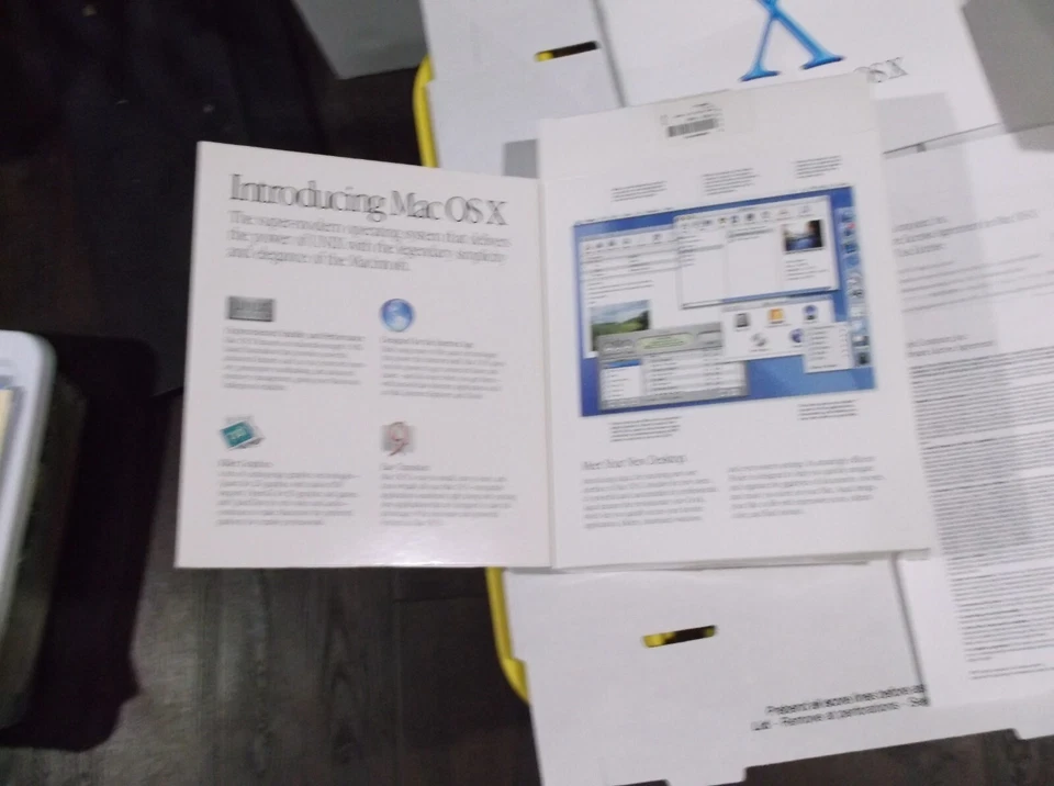 Mac OS X 10.1 retail with OS 9.1 disk in box - Image 4 of 4